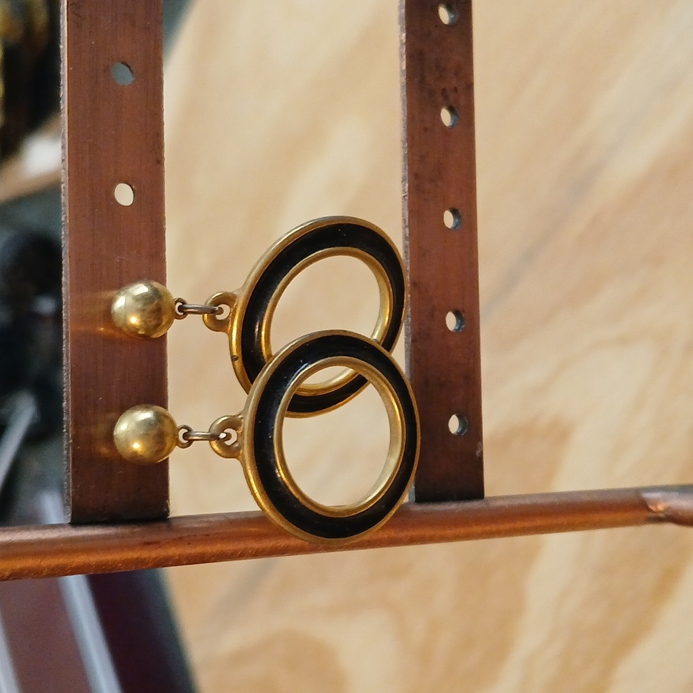 Vintage Elegant Black and Gold Hoop Earrings